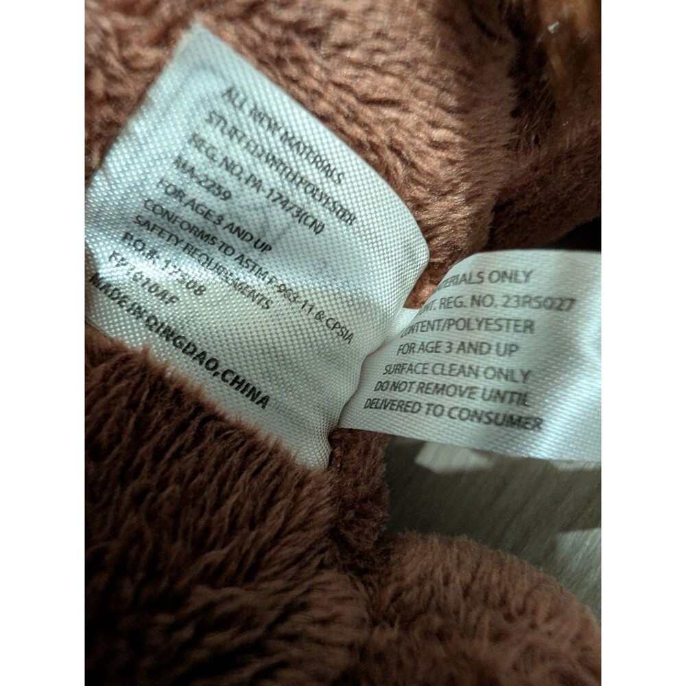 Great Wolf Lodge Sammy the Squirrel Fiesta Plush 15 in Brown Zipper Pocket - Picture 10 of 11